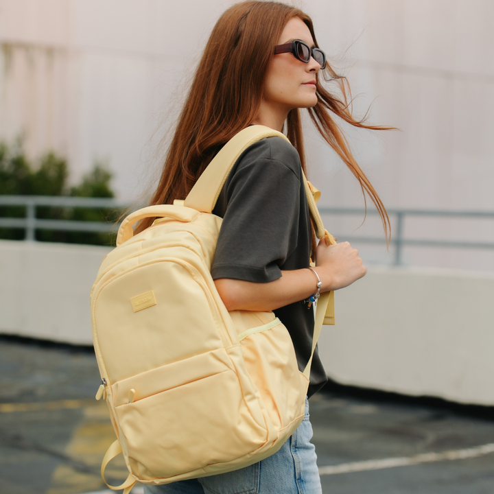 900D Classic Backpack - Yellow