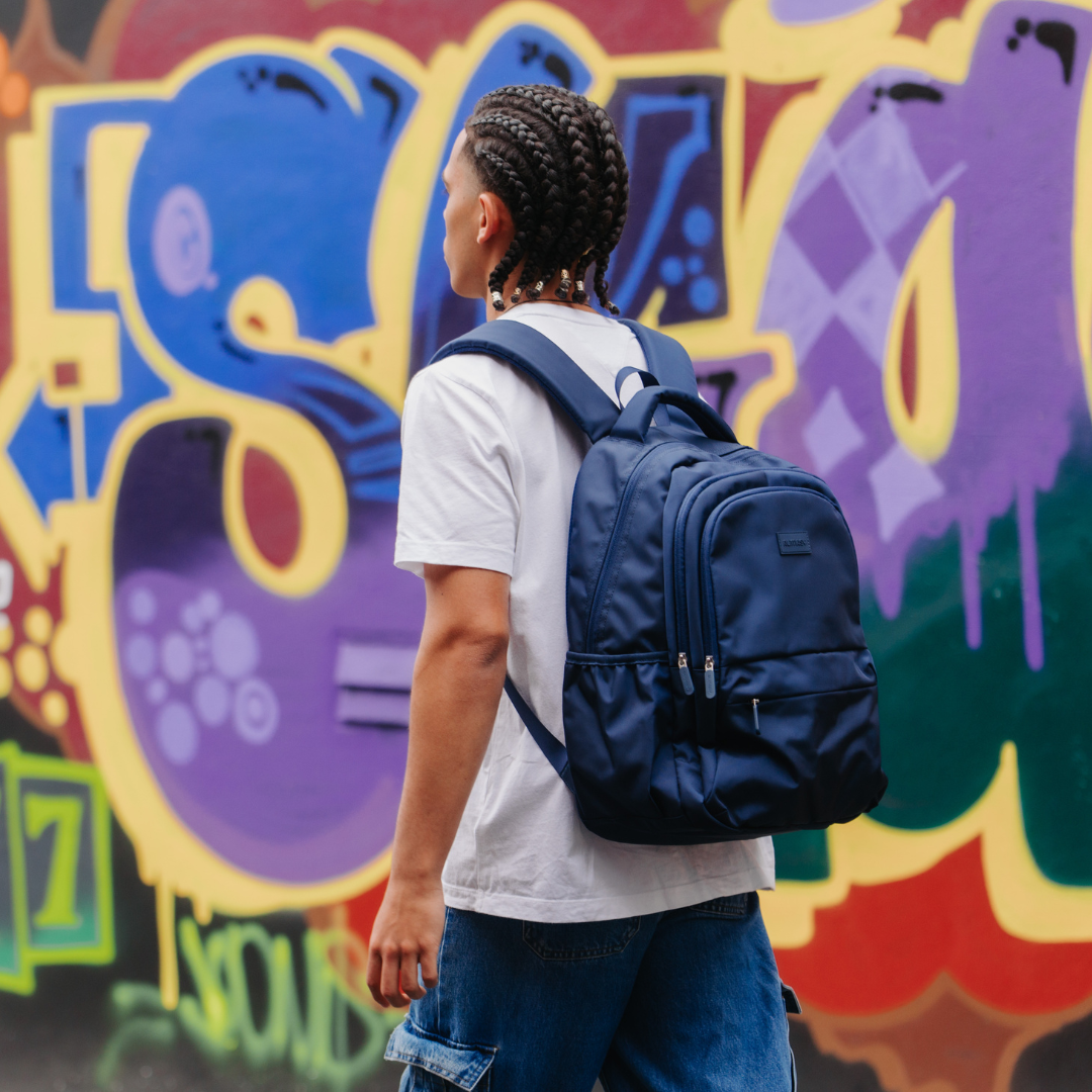 900D Classic Backpack - Navy