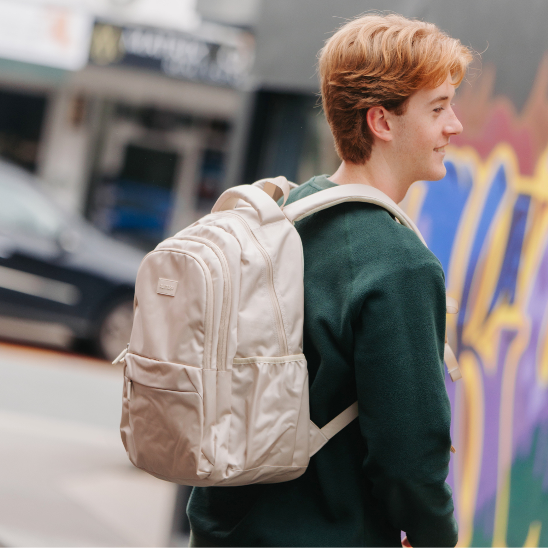 900D Classic Backpack - Champagne